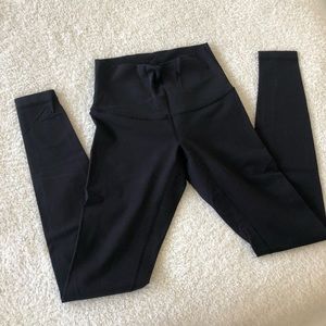 Wunder under lululemon leggings